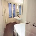 Du Nord Et De L'est Paris